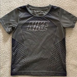 🌟SPRING SALE!🌟Nike Dri-Fit kids shirt